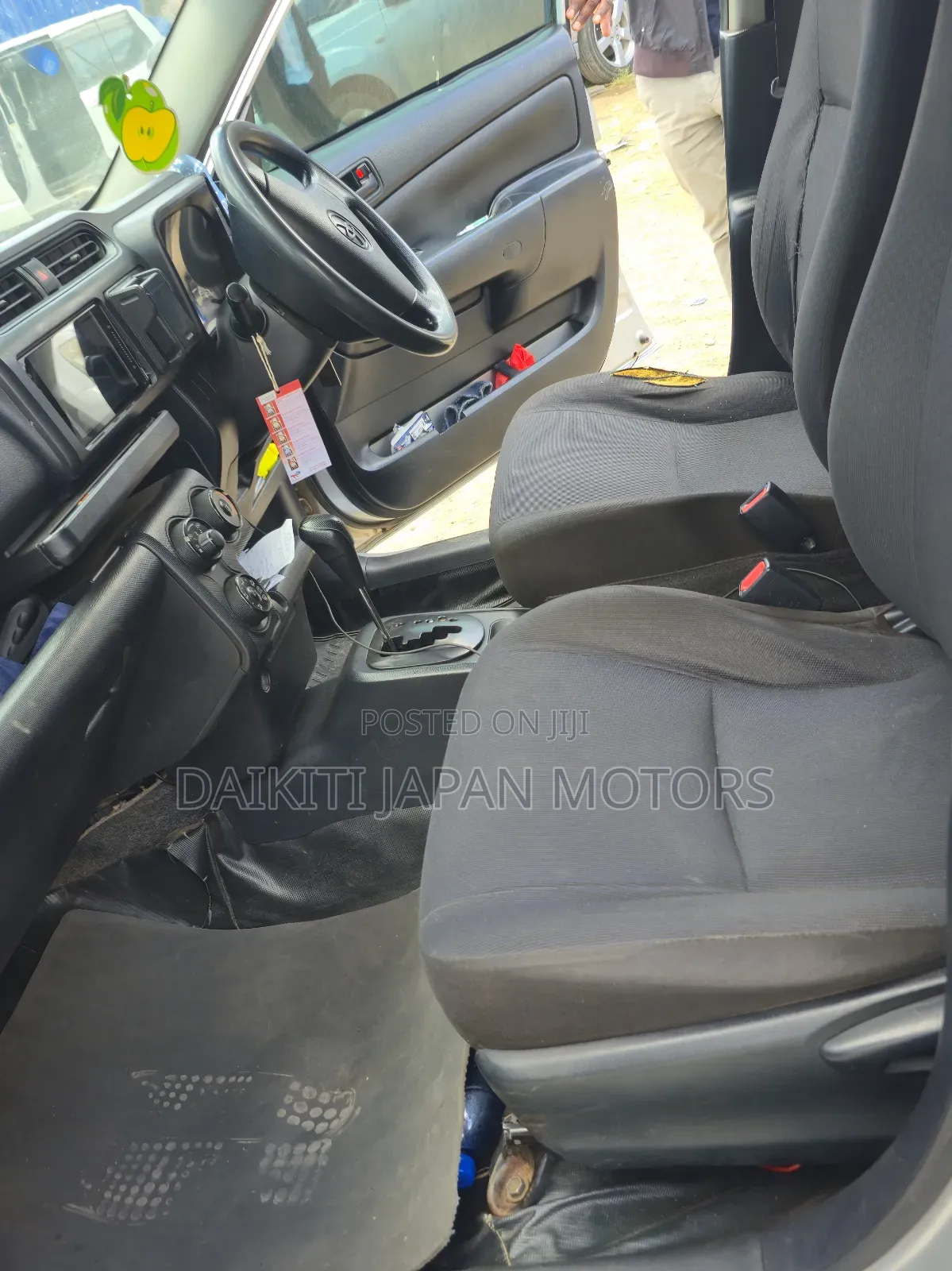 Toyota Succeed SV Premium 2016 Silver