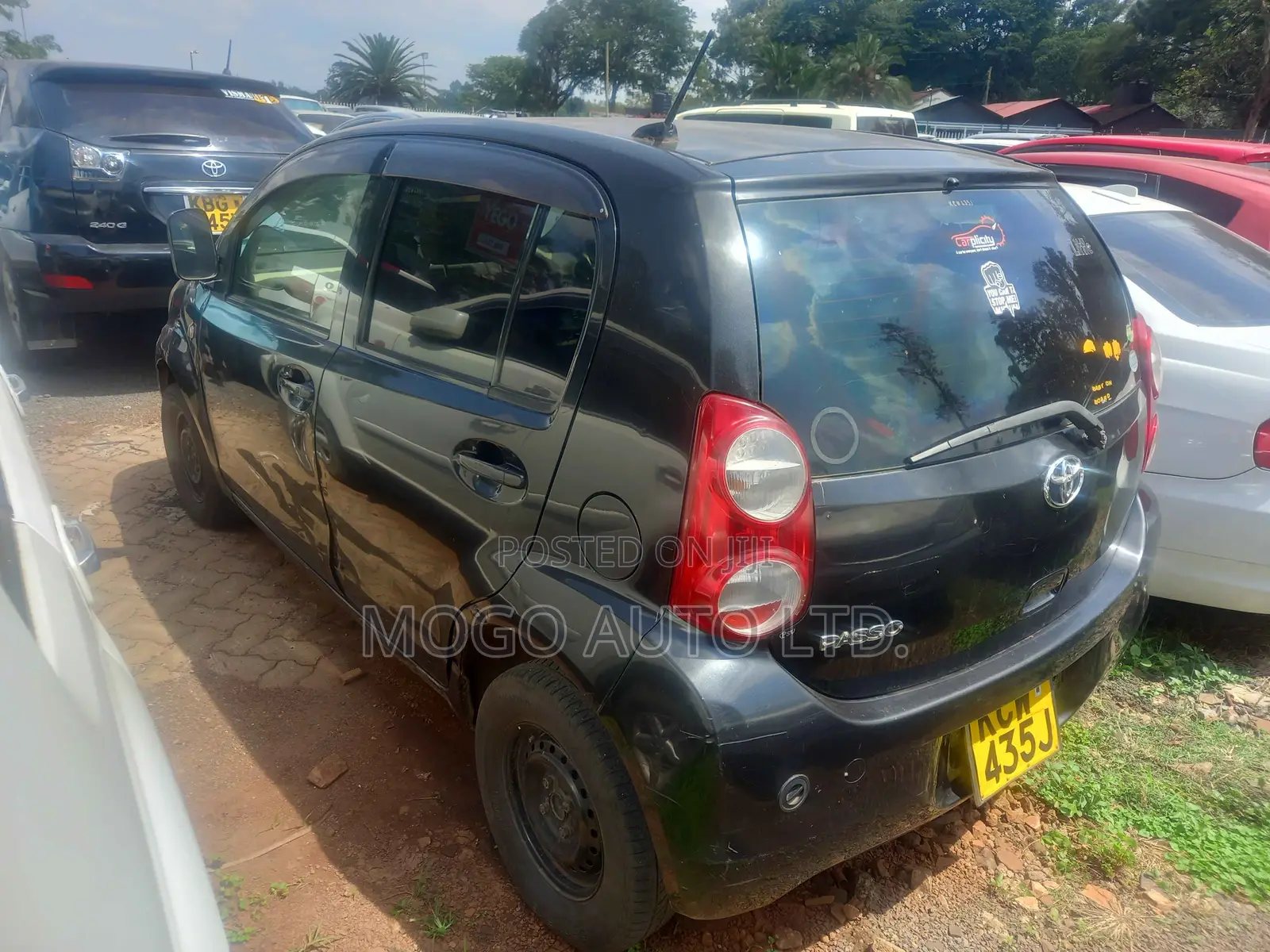 Toyota Passo 2012 Black