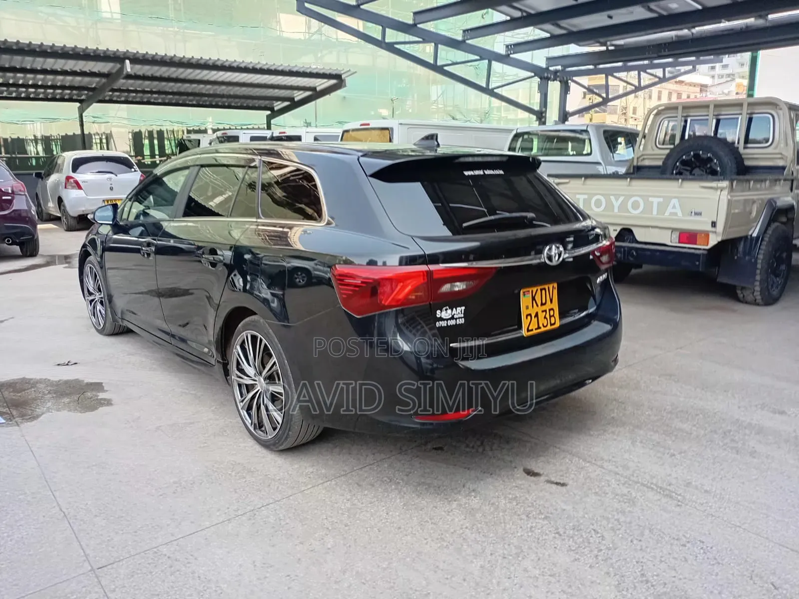 Toyota Avensis 2018 Black