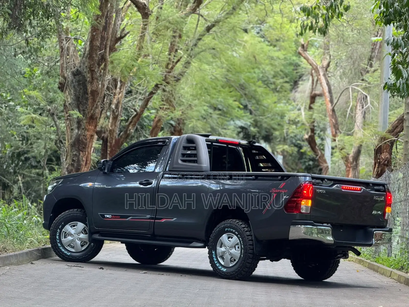 Toyota Hilux 2019 Gray