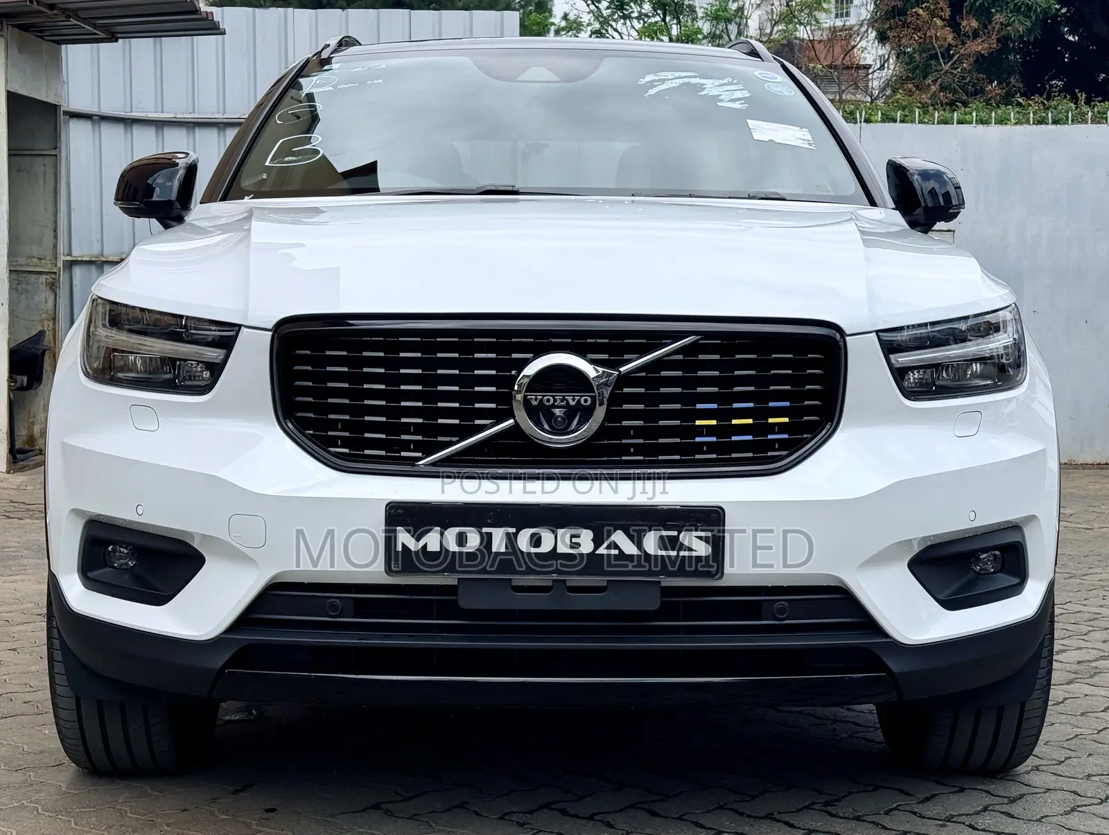 Volvo XC40 T5 Petrol AWD 2019 White