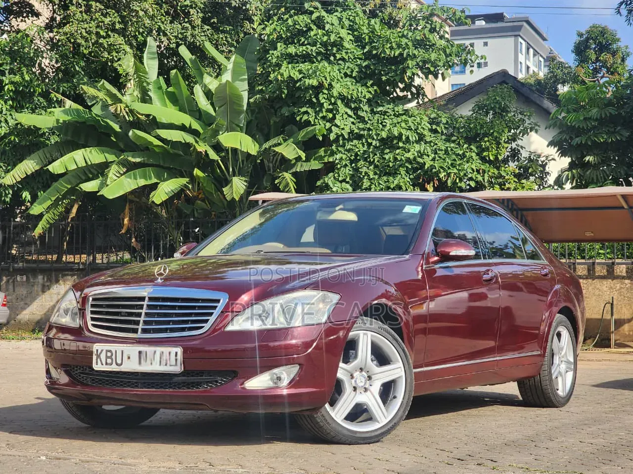 Mercedes-Benz S-Class 2007 Brown