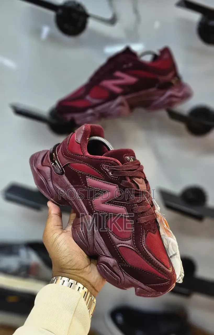 New Balance 9060