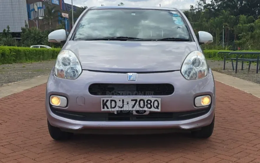 Toyota Passo 2015 Purple