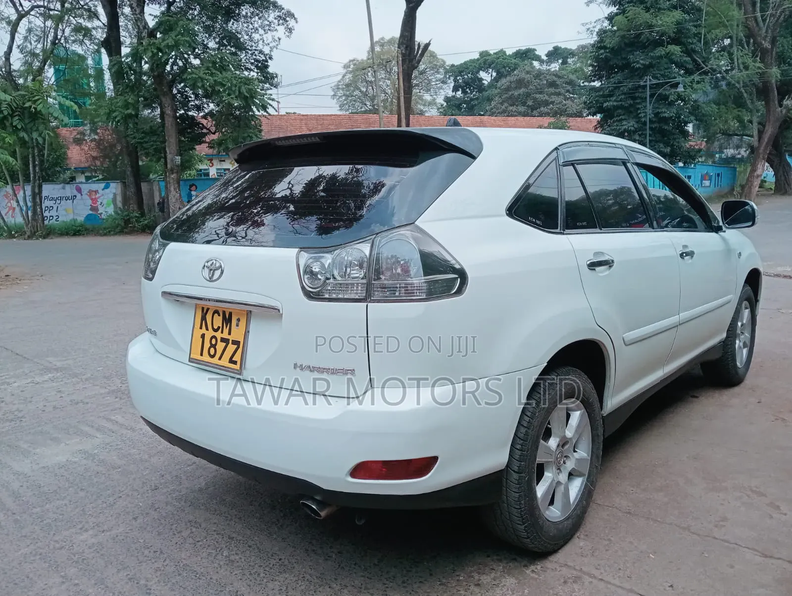 Toyota Harrier 2010 White