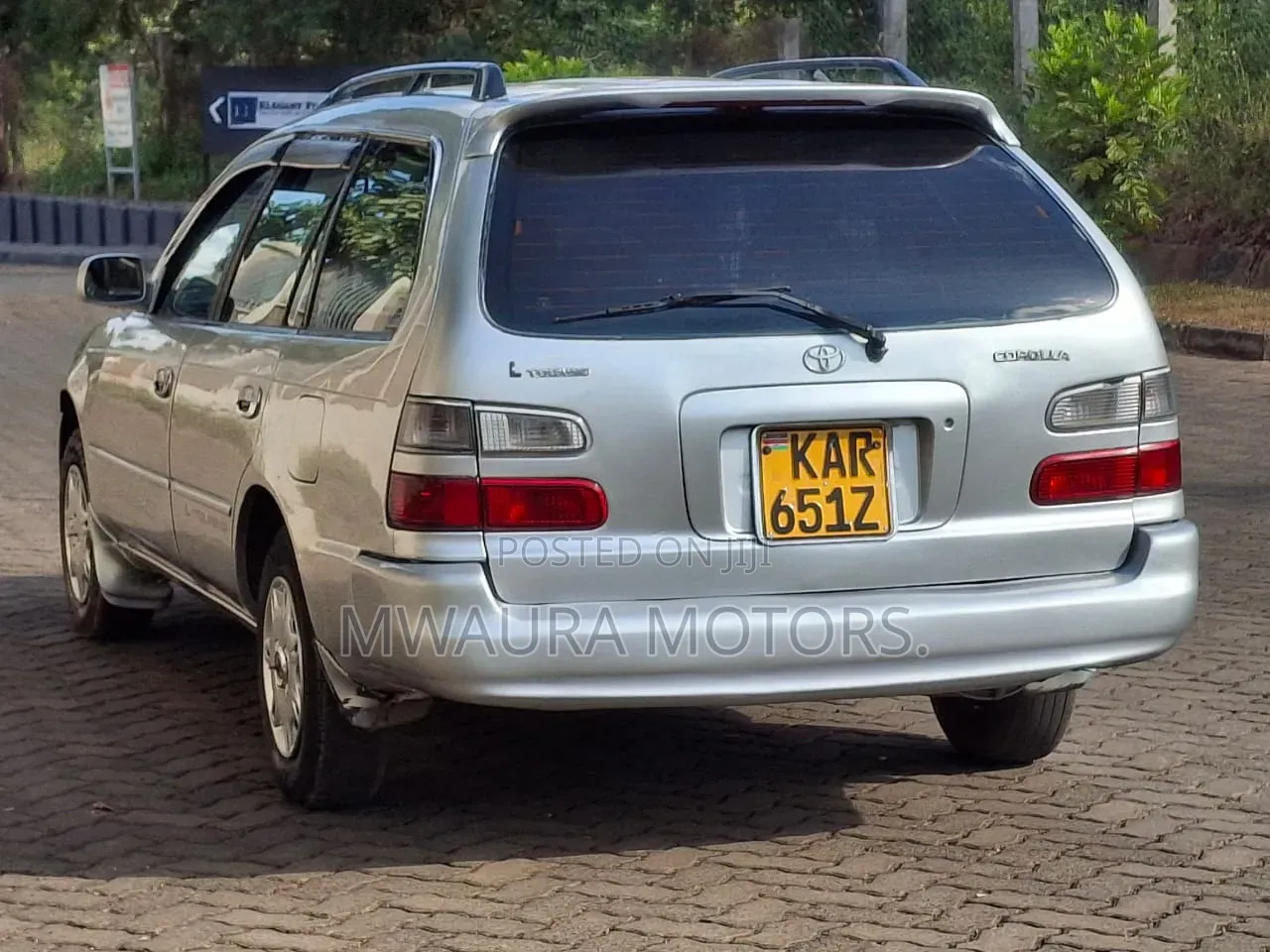 Toyota Corolla 2000 Silver