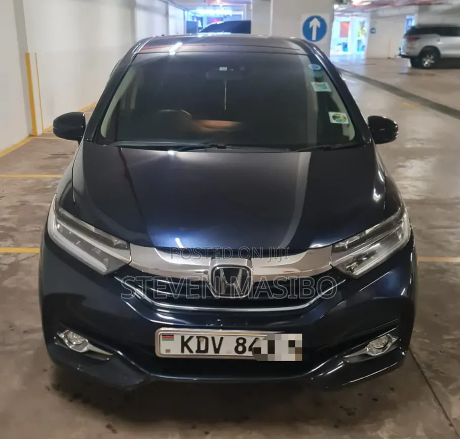 Honda Fit Shuttle 2018 Black