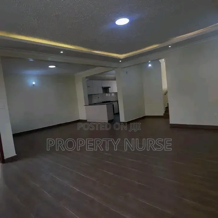 4bdrm Maisonette in Gateway Mall Area for sale