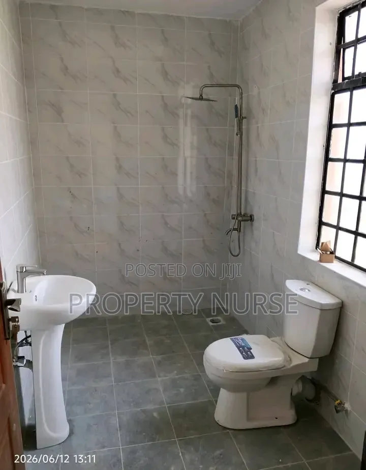3bdrm Apartment in Gateway Mall Area for rent