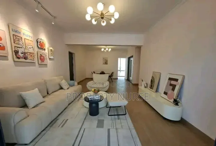 2bdrm Apartment in Gateway Mall Area for sale