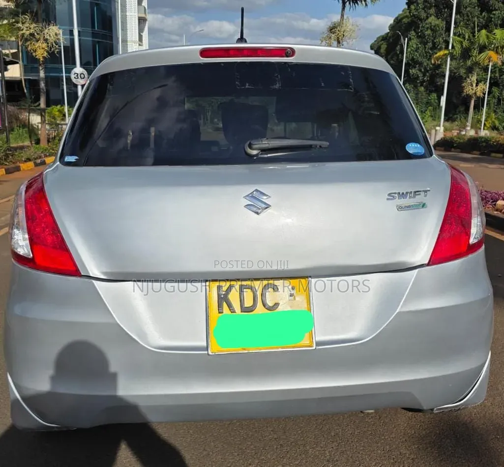 Suzuki Swift 2014 Silver
