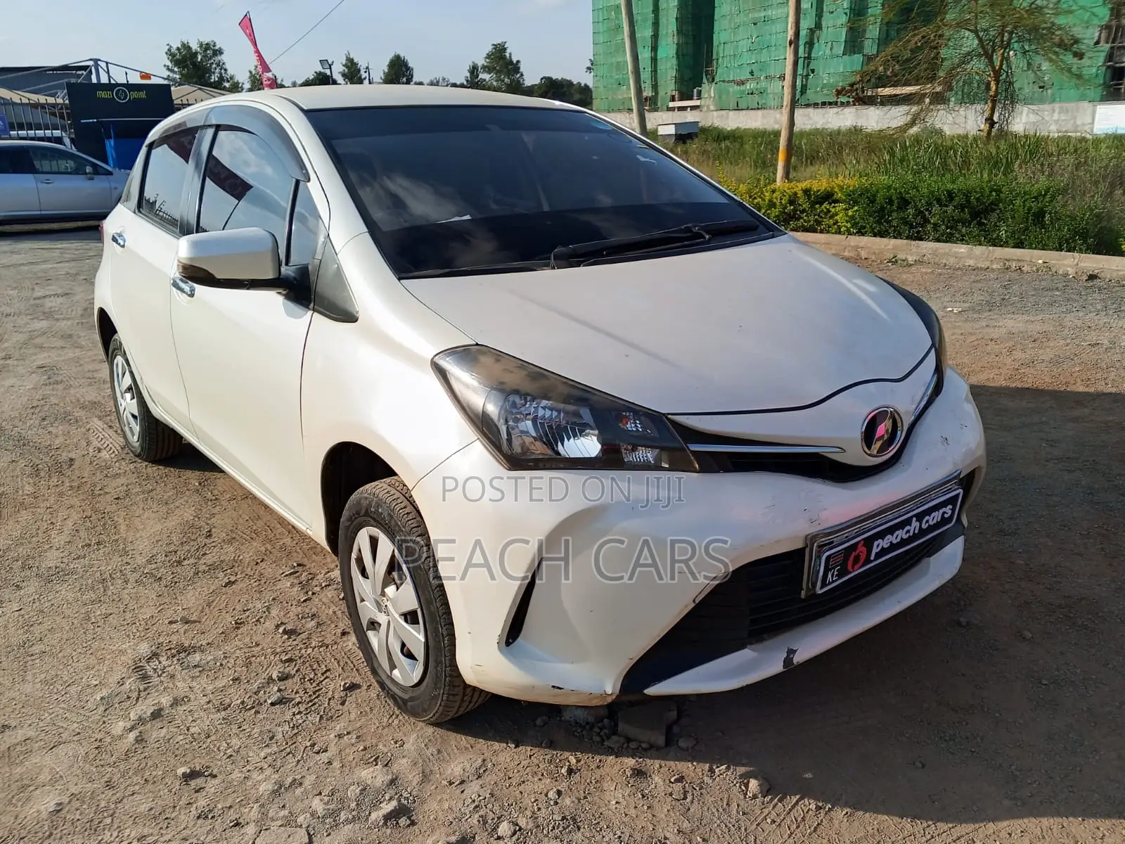 Toyota Vitz 2015 White