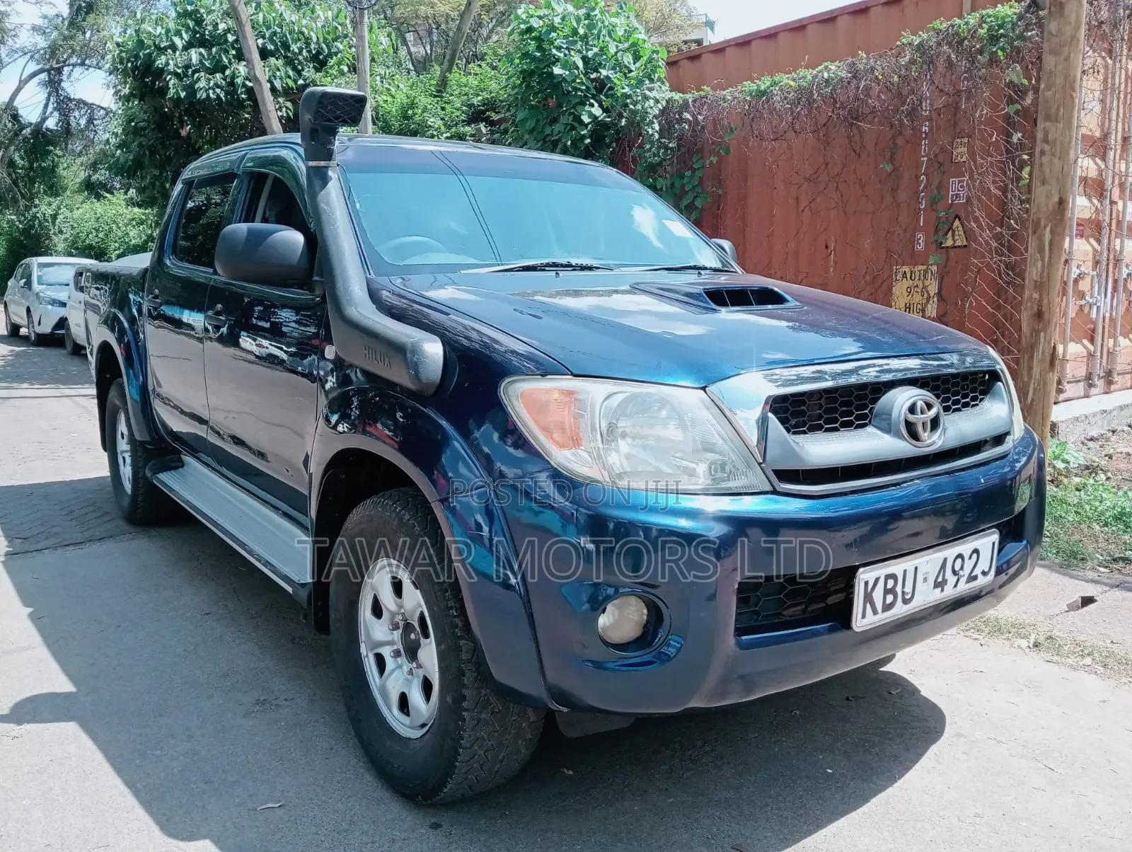 Toyota Hilux 2006 Blue