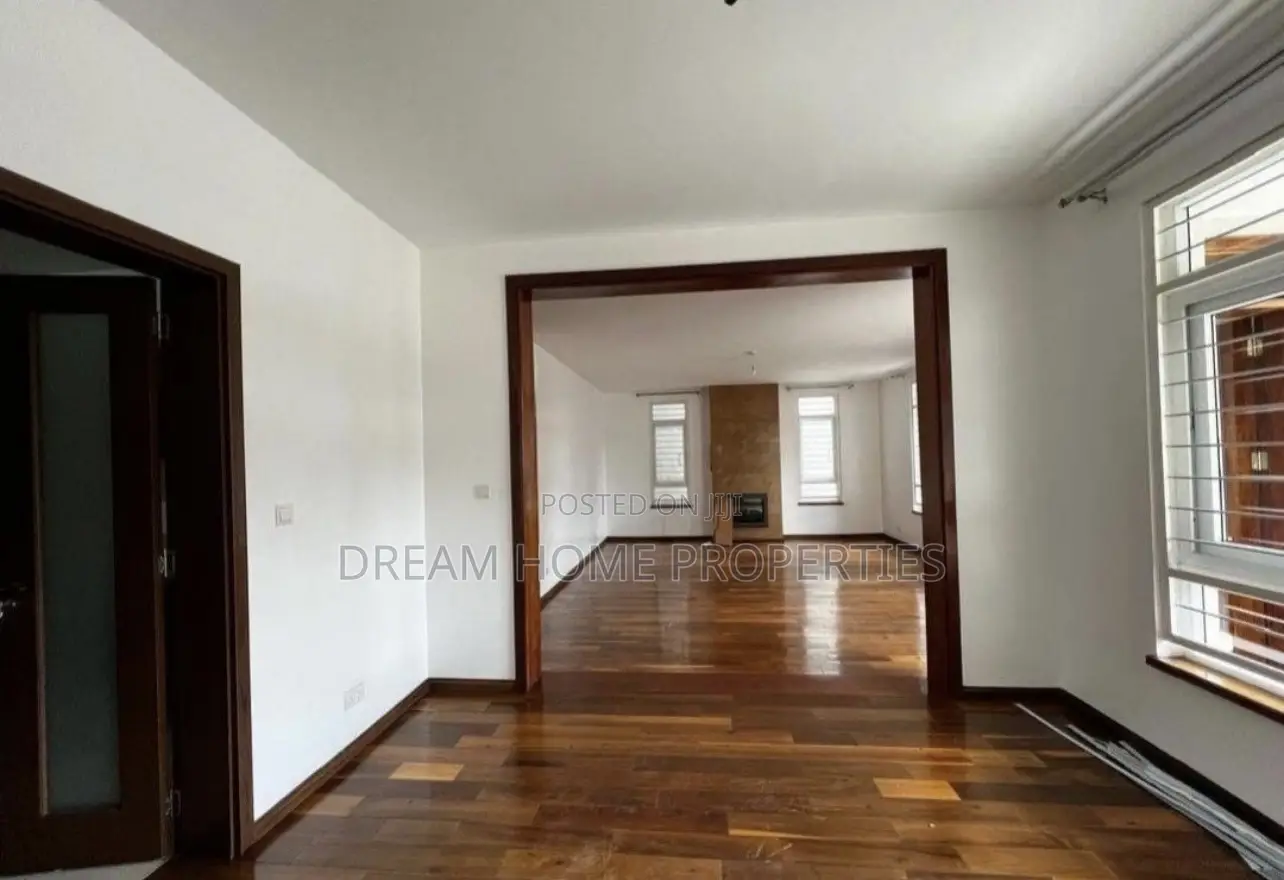 5bdrm Townhouse/Terrace in Lavington for sale