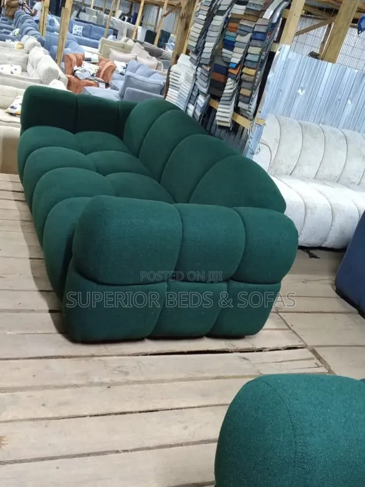Deep Emerald Green Bubble-Tufted 3-Seater Sofa