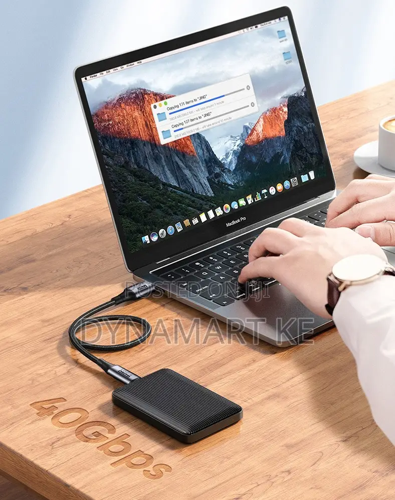 Usb4 40gbps 100w 1.5m Type C to Type C Fast Charging Laptop Cable