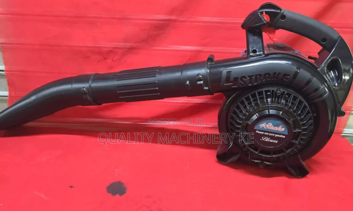 High-Performance Gasoline Leaf Blower
