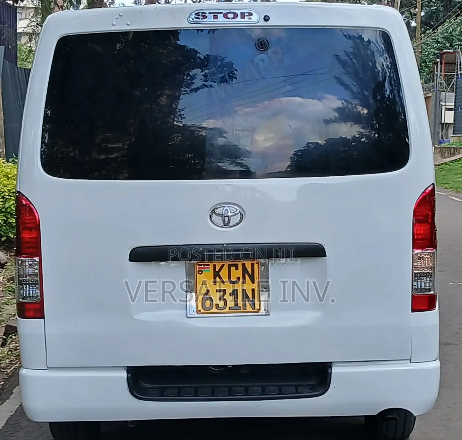 Toyota HiAce 2012 White