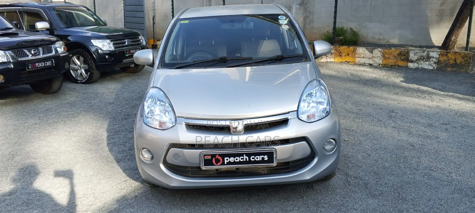 Toyota Passo 2015 Silver