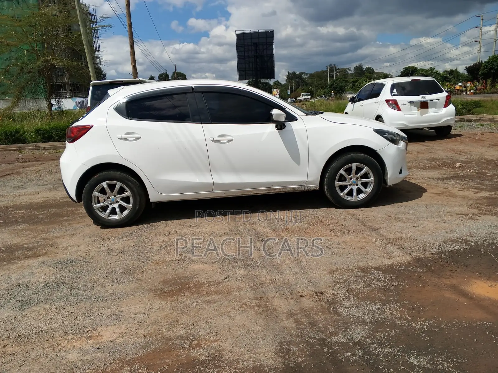 Mazda Demio 2015 Off white