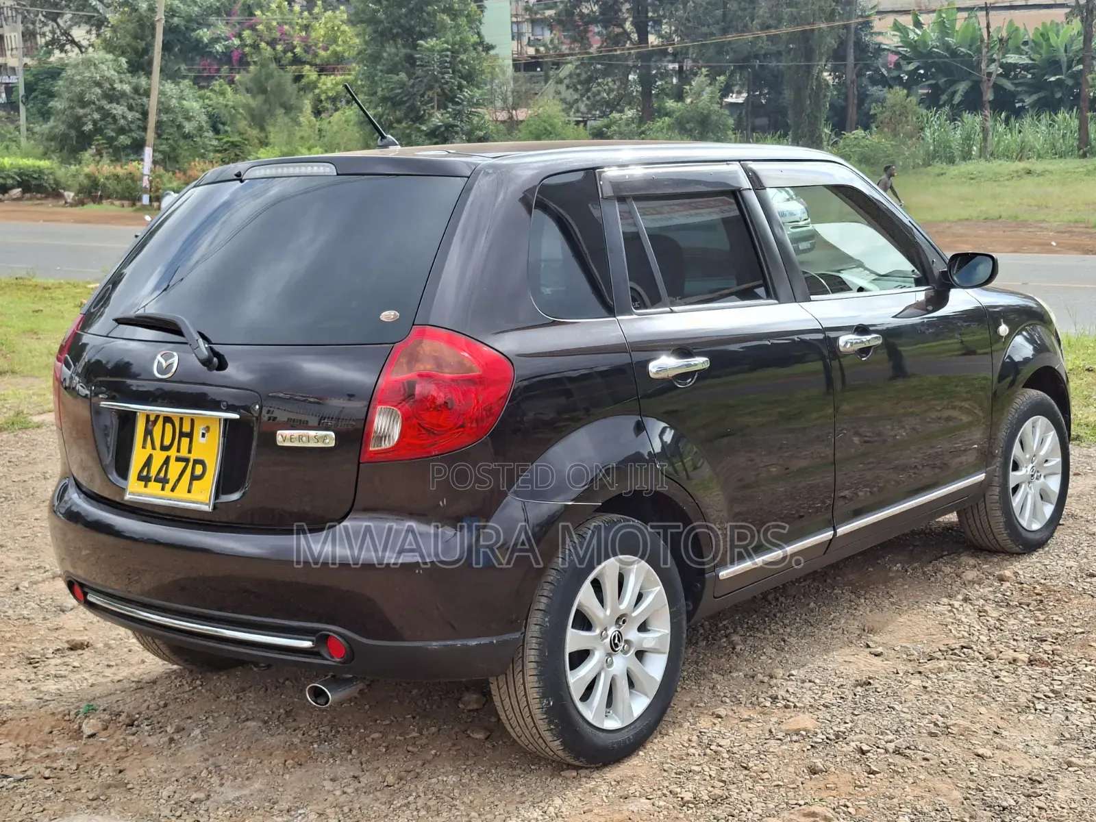 Mazda Verisa 2015 Maroon