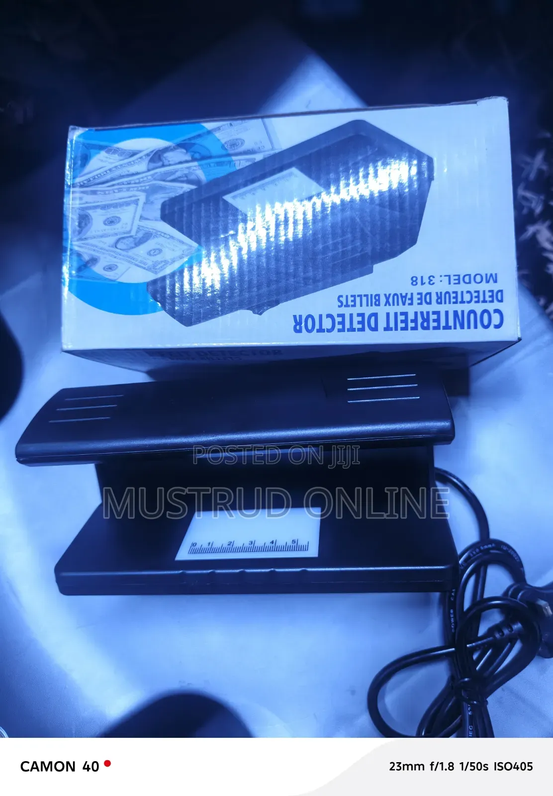 Ultraviolet Counterfeit Detector