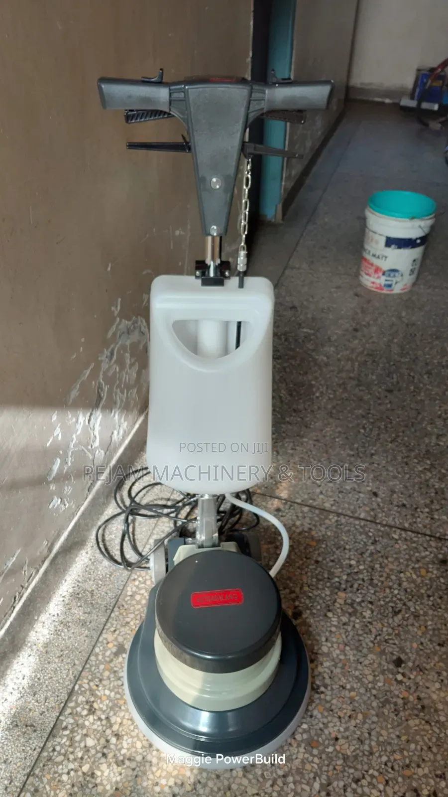 Astramilano Italia 1100w Commercial Floor Scrubber With 2 Brushes
