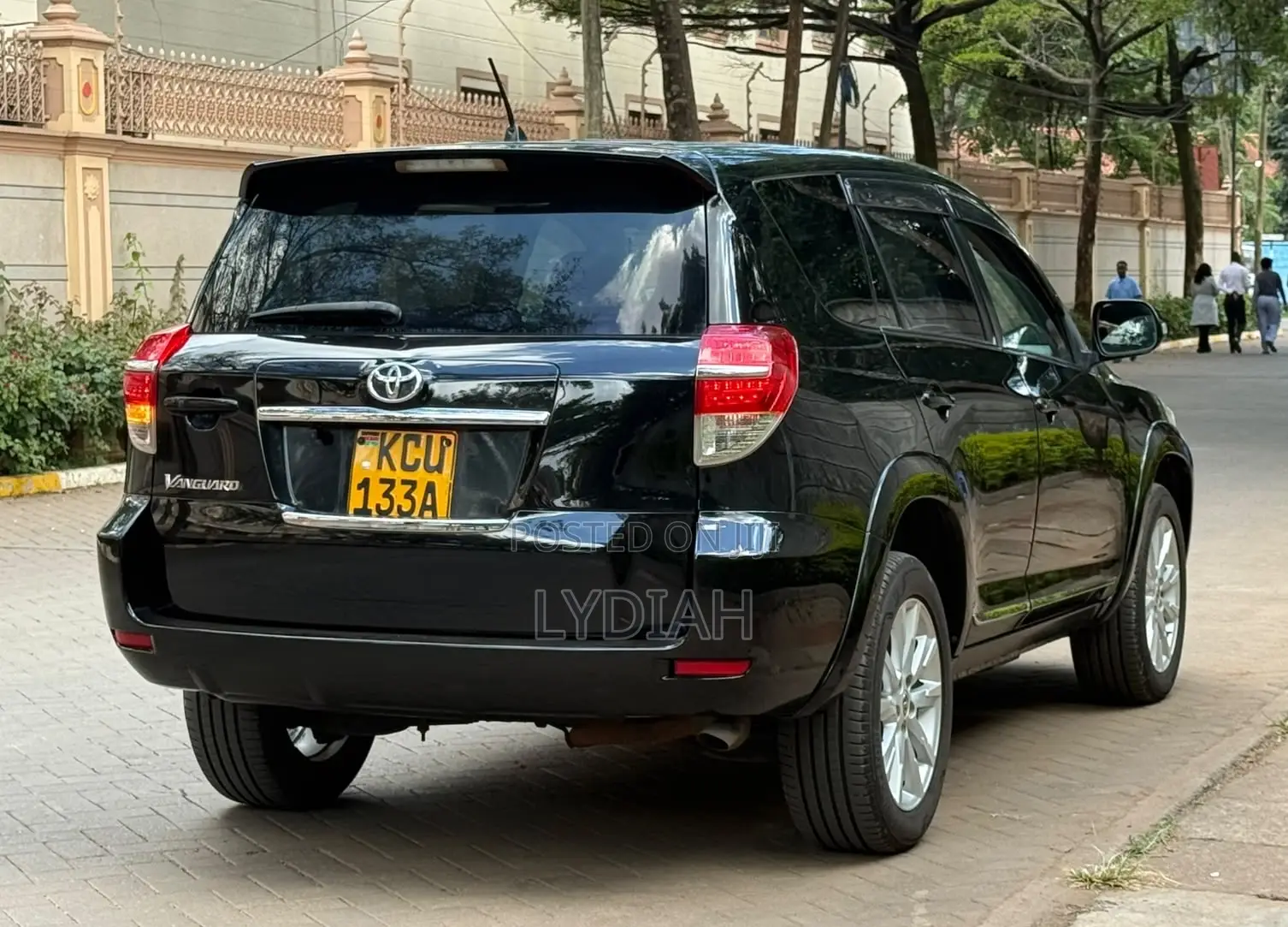 Toyota Vanguard 2012 Black