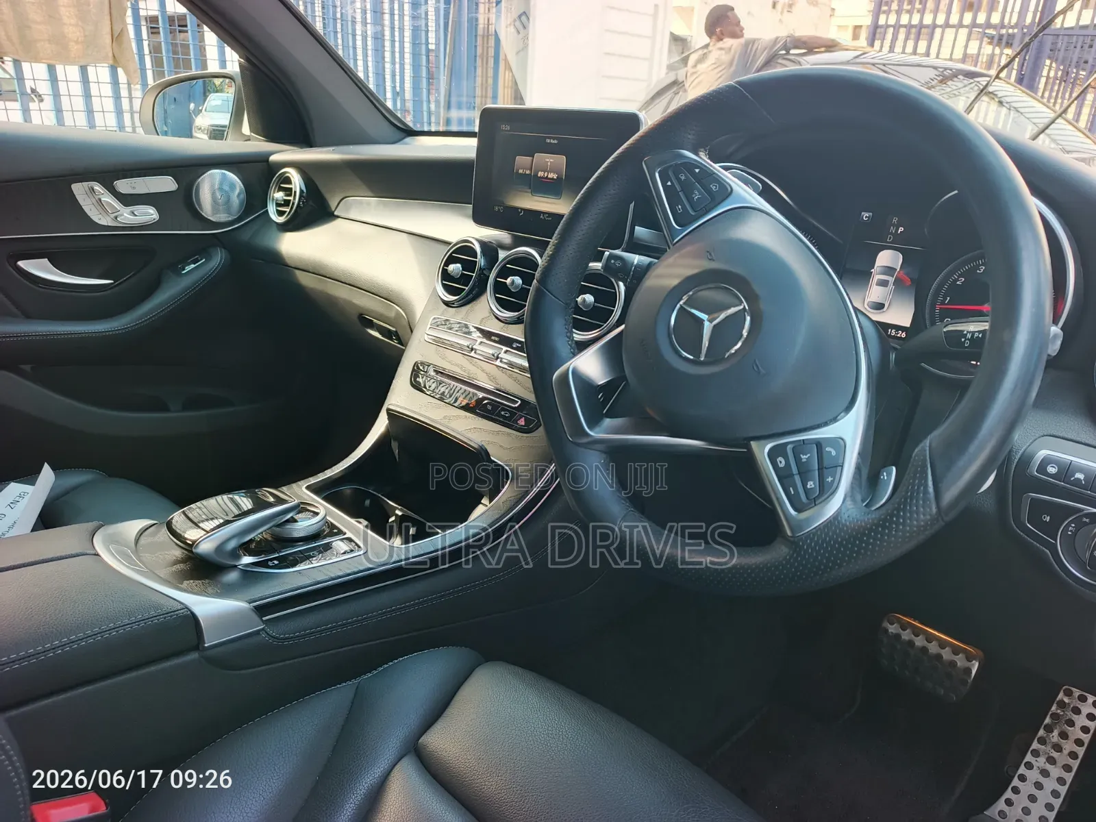 Mercedes-Benz GLC-Class 2019 White