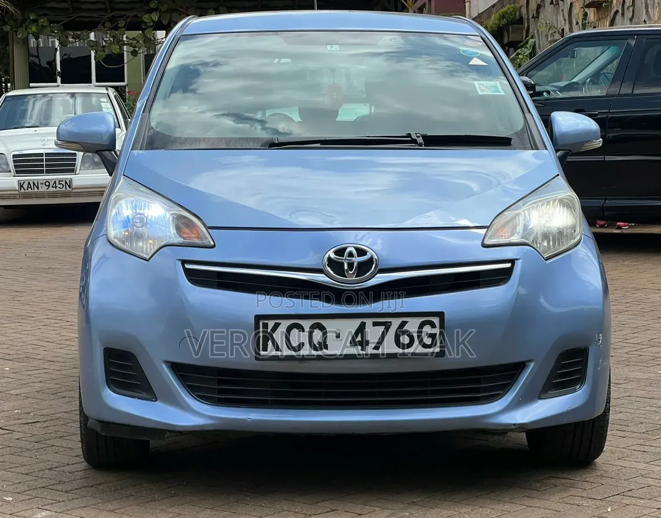Toyota Ractis 2012 Blue