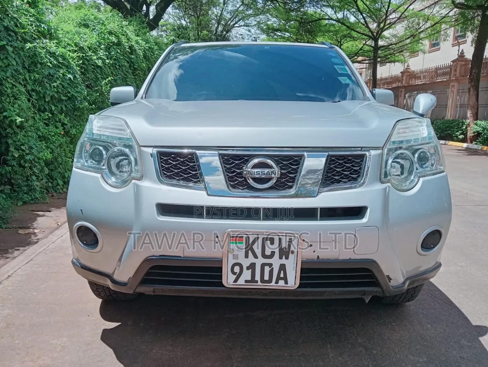 Nissan X-Trail 2012 Gray