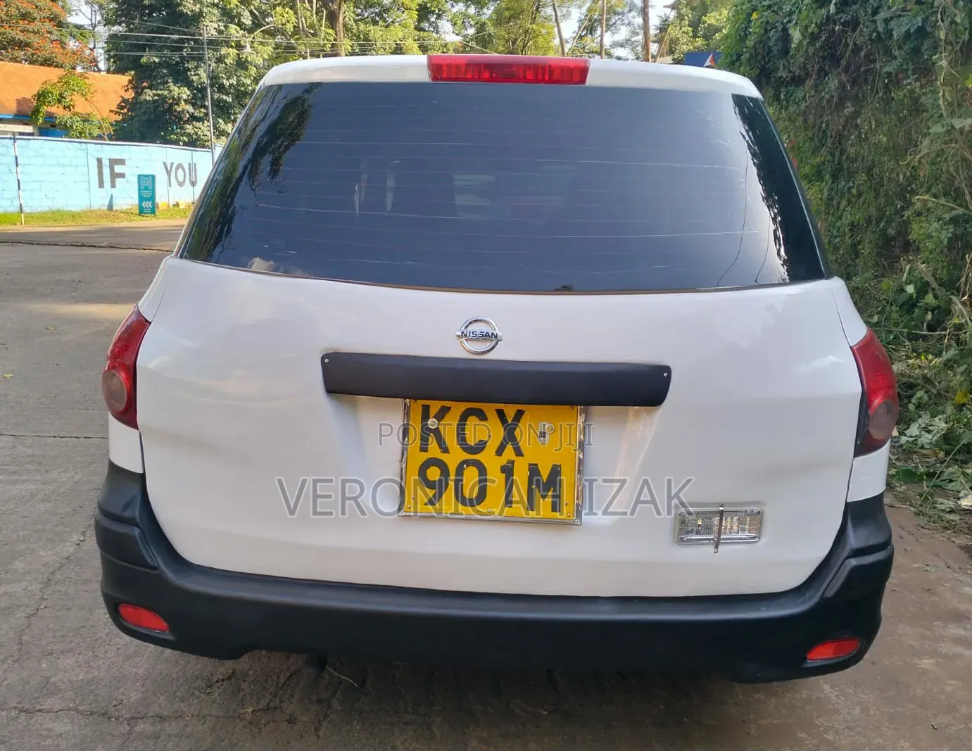 Nissan Advan 2012 White