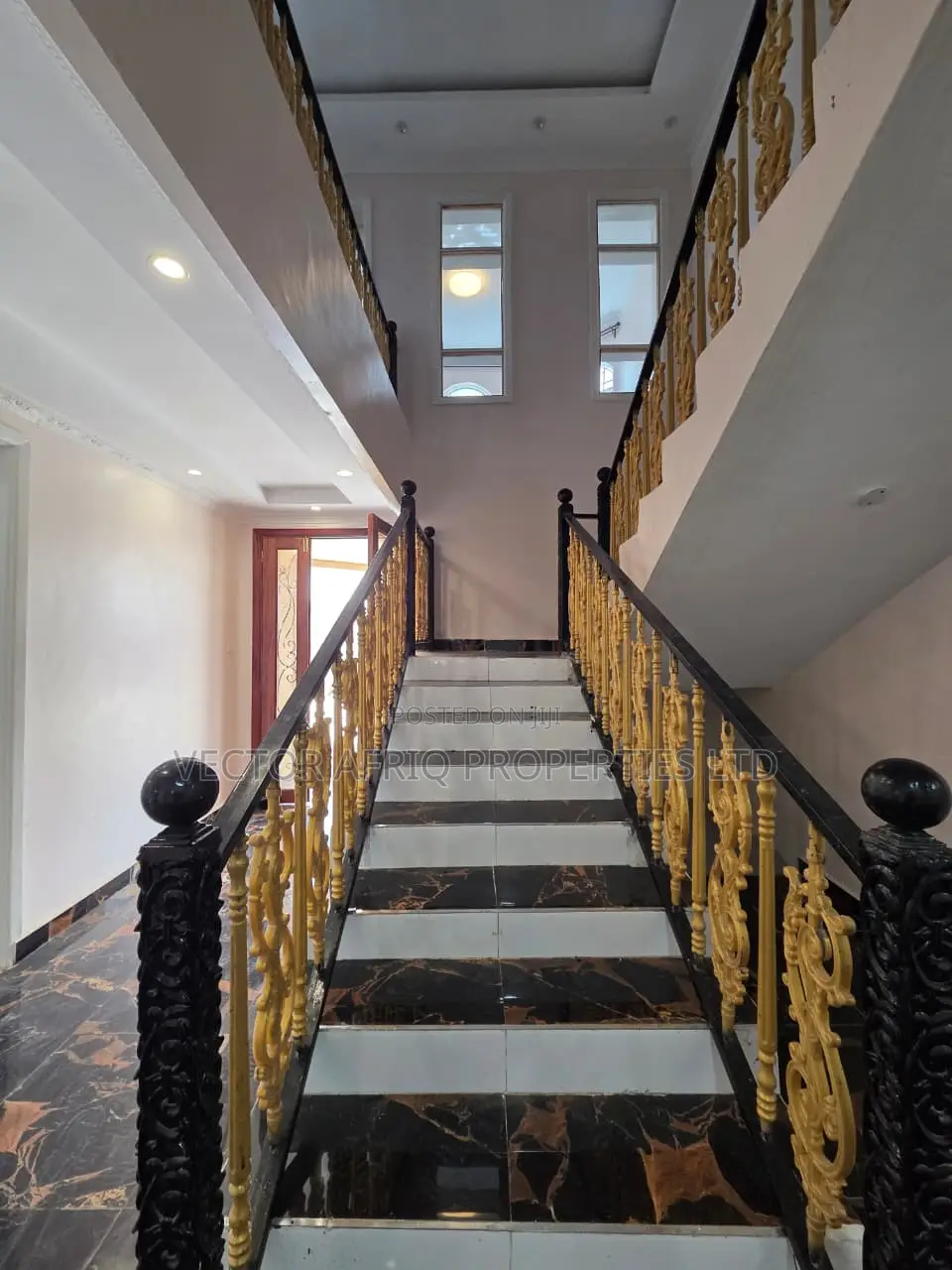 5bdrm House in Katani for rent