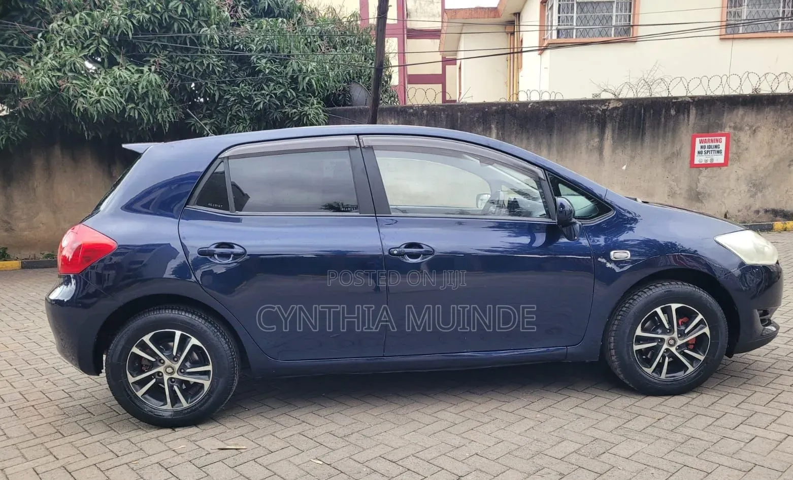 Toyota Auris 2009 Blue
