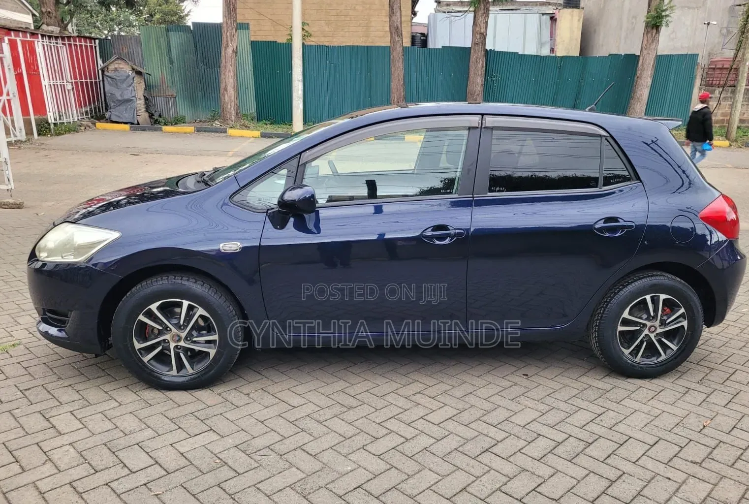 Toyota Auris 2009 Blue