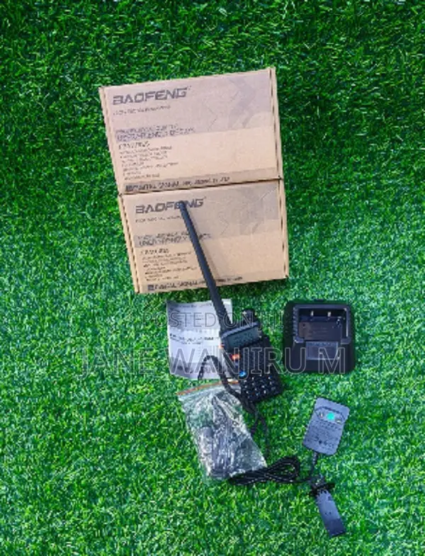 >Baofeng Uv-5r Walkie Talkie – Powerful Two Way Communication
