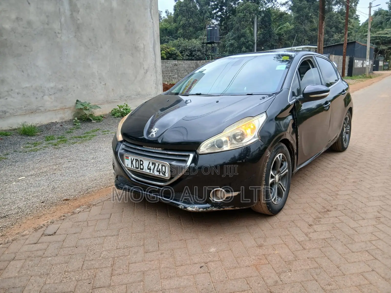 Peugeot 208 2014 Black