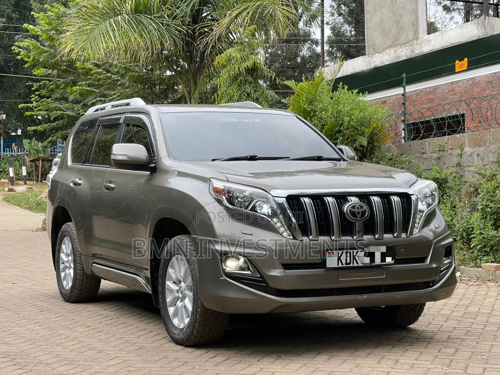 Toyota Land Cruiser Prado 2.8 D-4D 2016 Gold