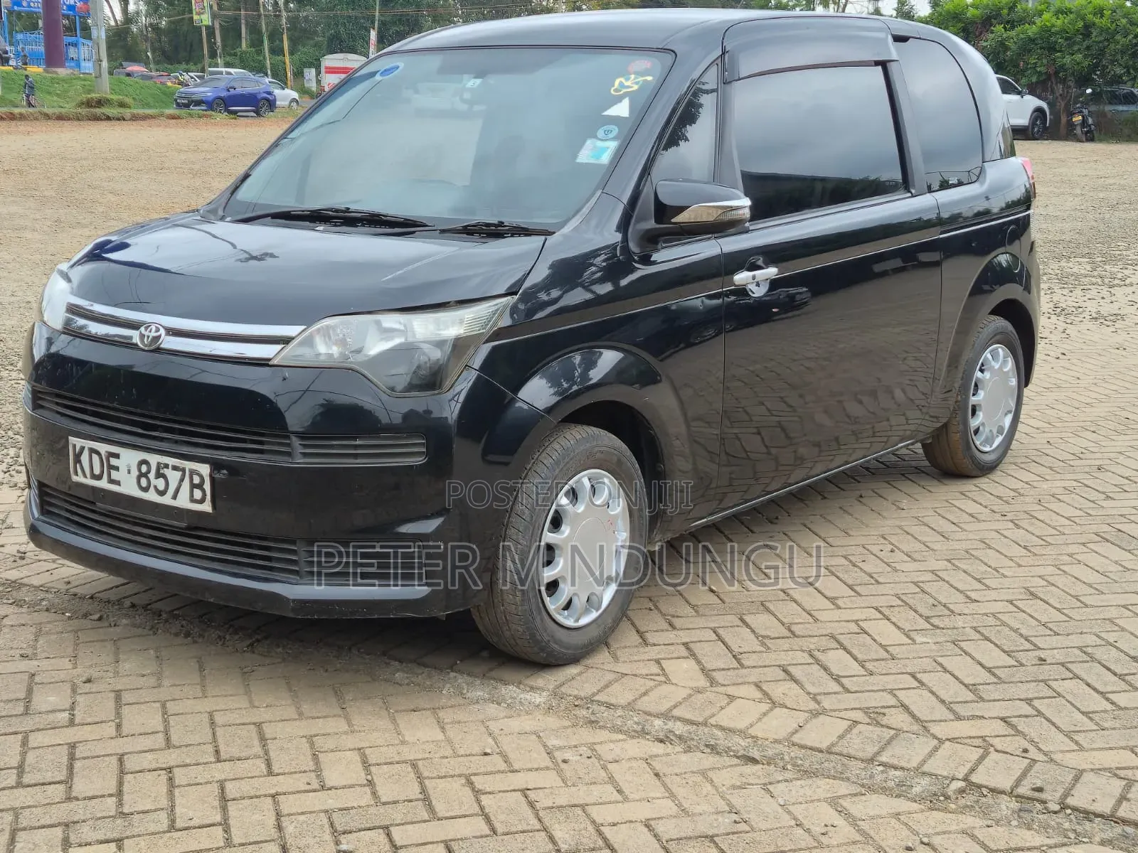Toyota Spade 2014 Black