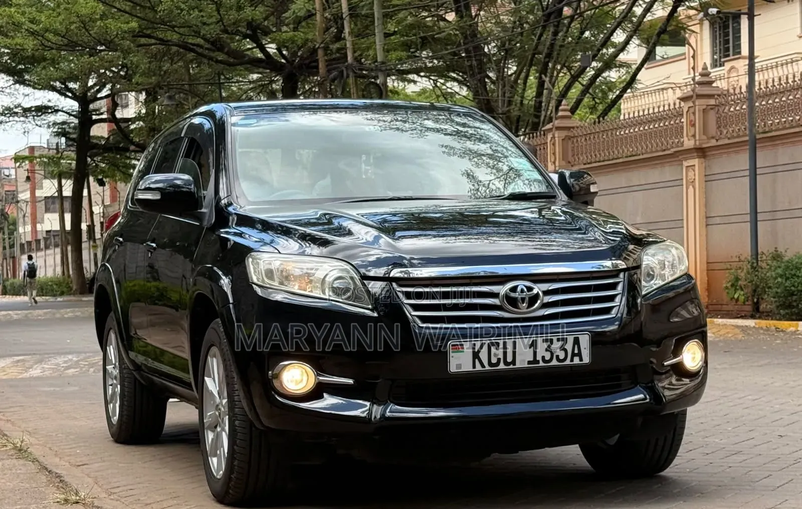 Toyota Vanguard 2013 Black
