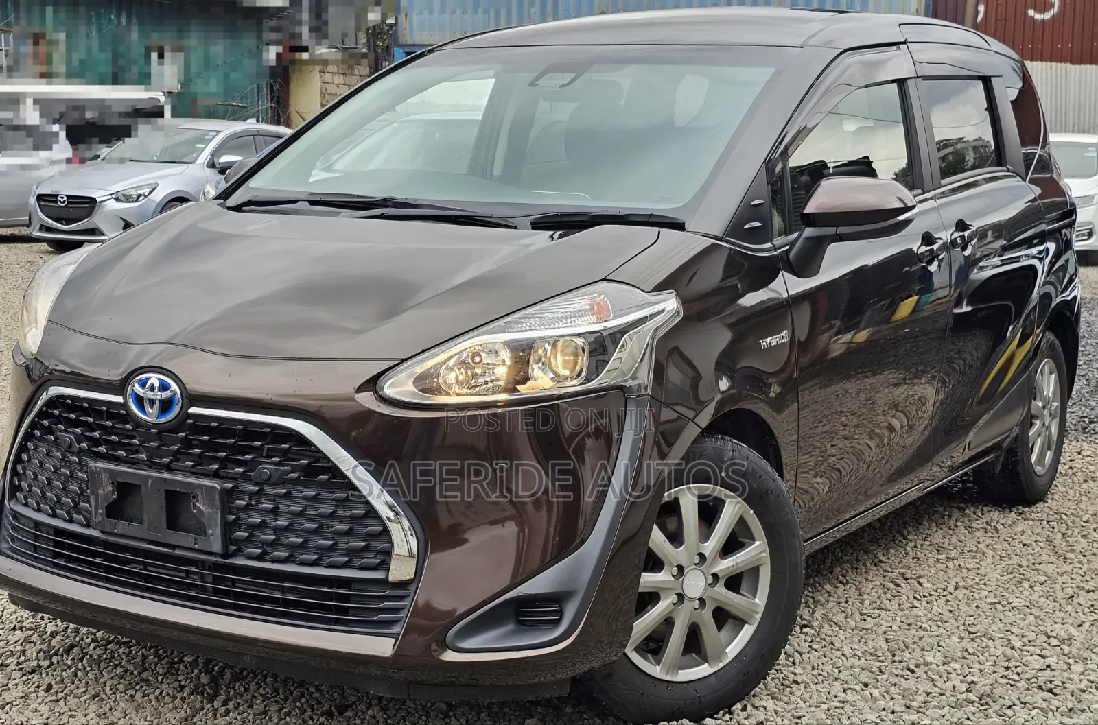 Toyota Sienta 2019 Brown