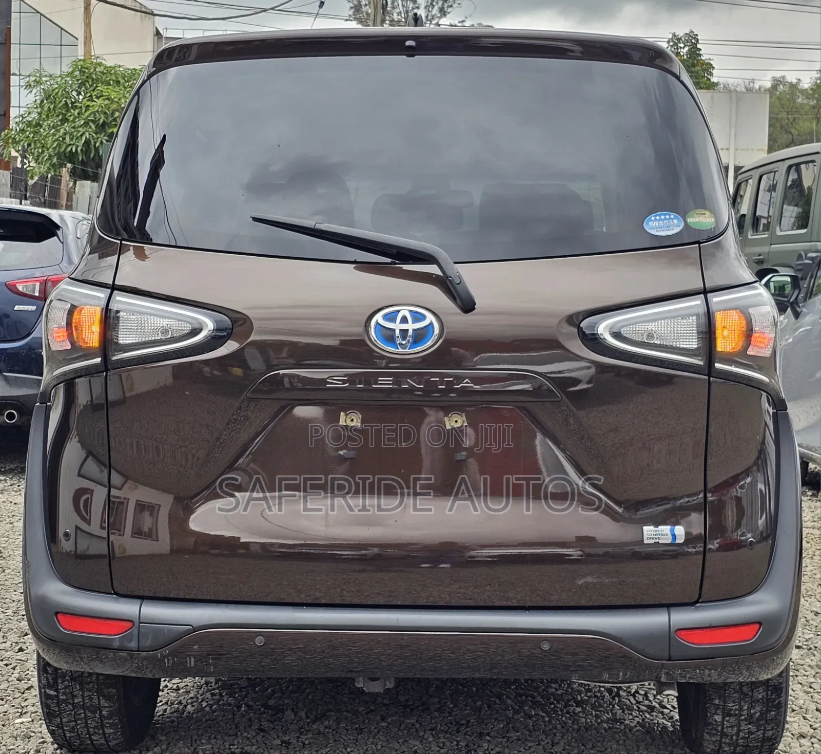 Toyota Sienta 2019 Brown