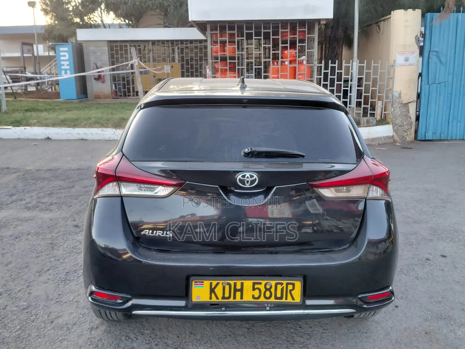 Toyota Auris 2015 Black