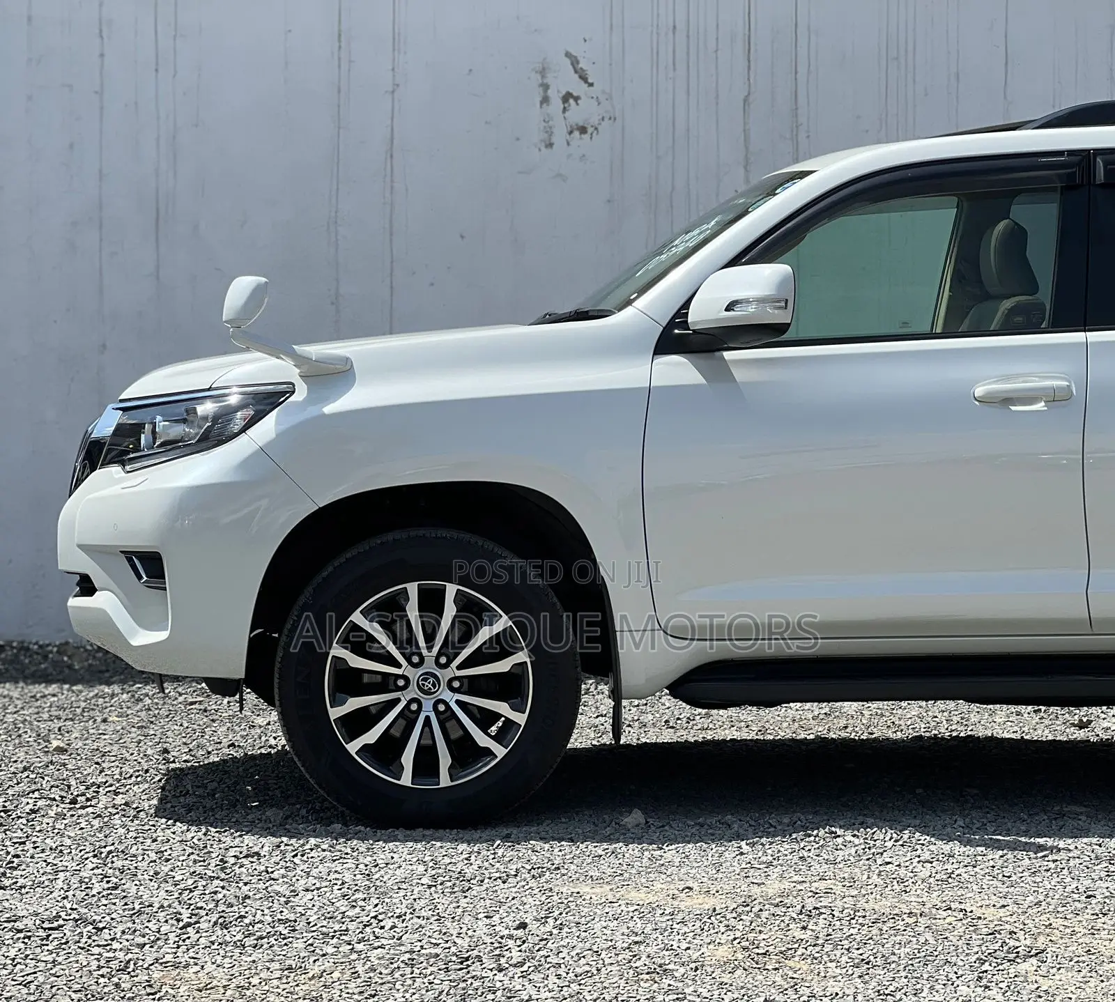 Toyota Land Cruiser Prado 2.7 2019 Pearl