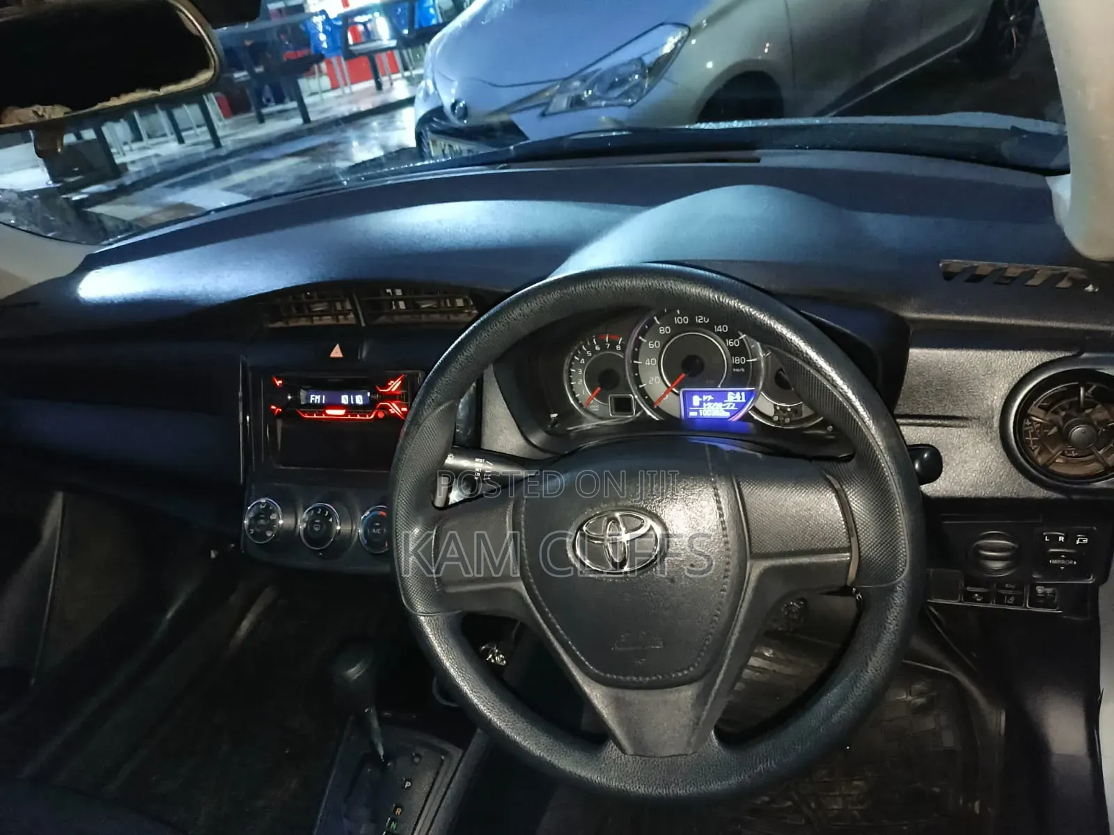 Toyota Axio 2017 Silver