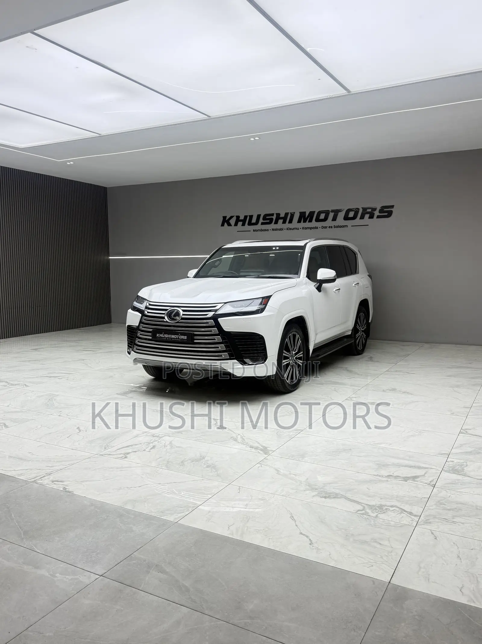 Lexus LX 500d 2022 White