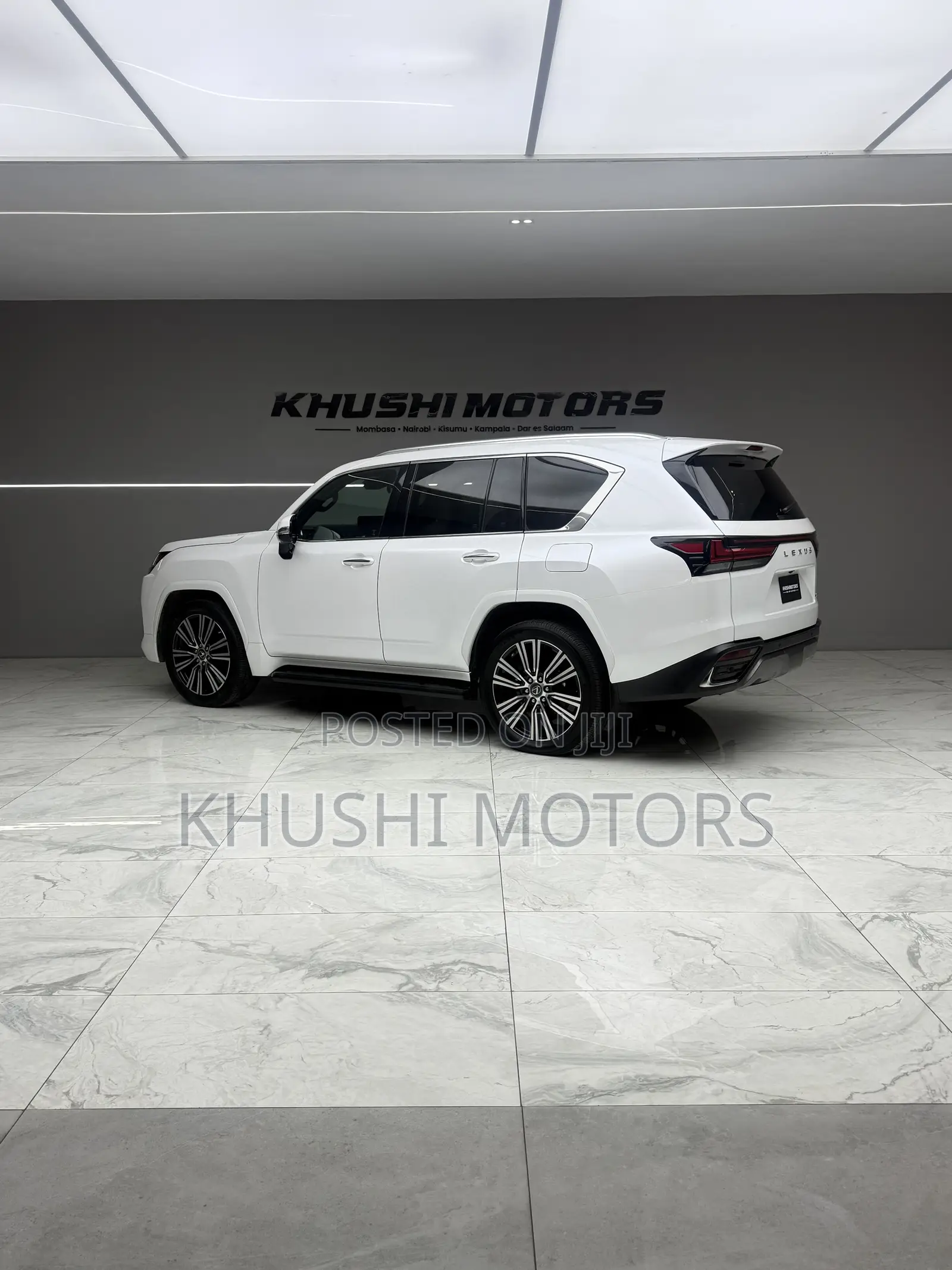 Lexus LX 500d 2022 White