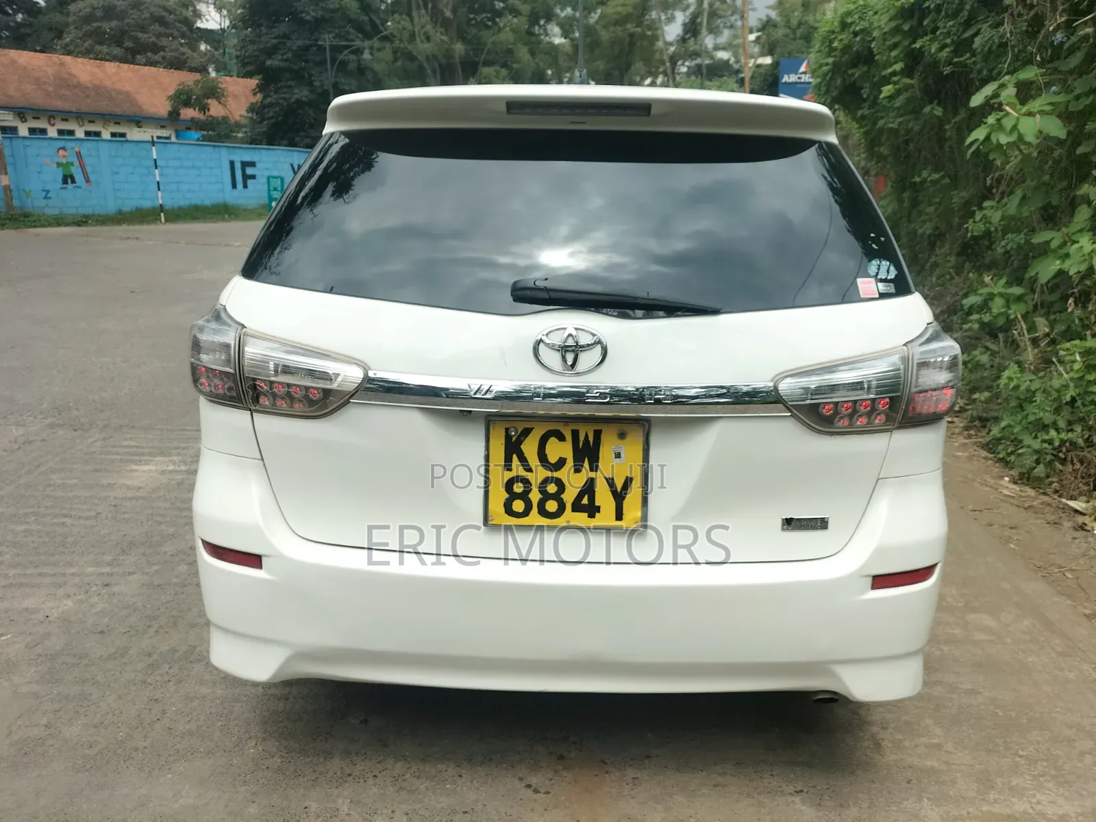 Toyota Wish 2013 White