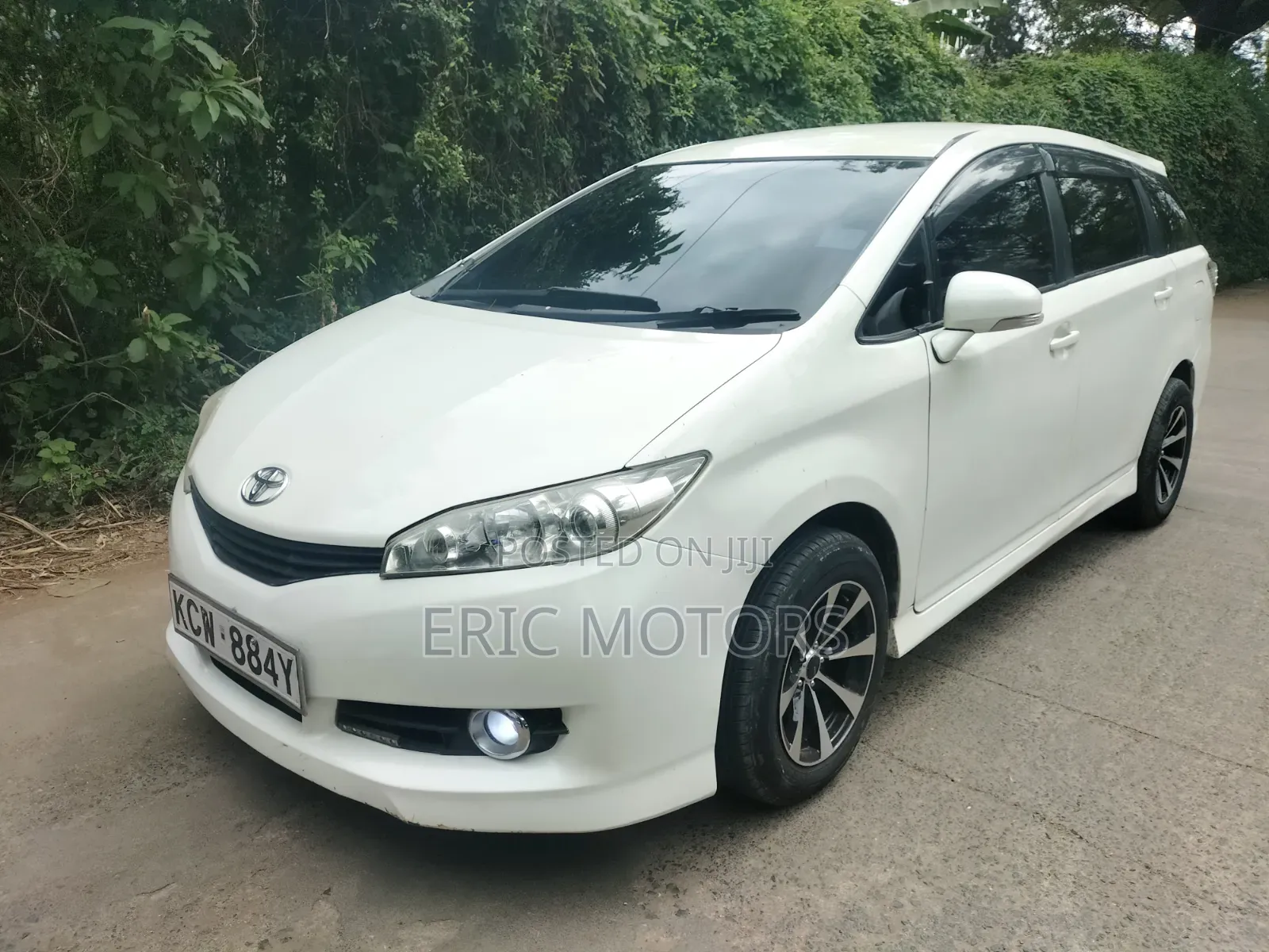 Toyota Wish 2013 White