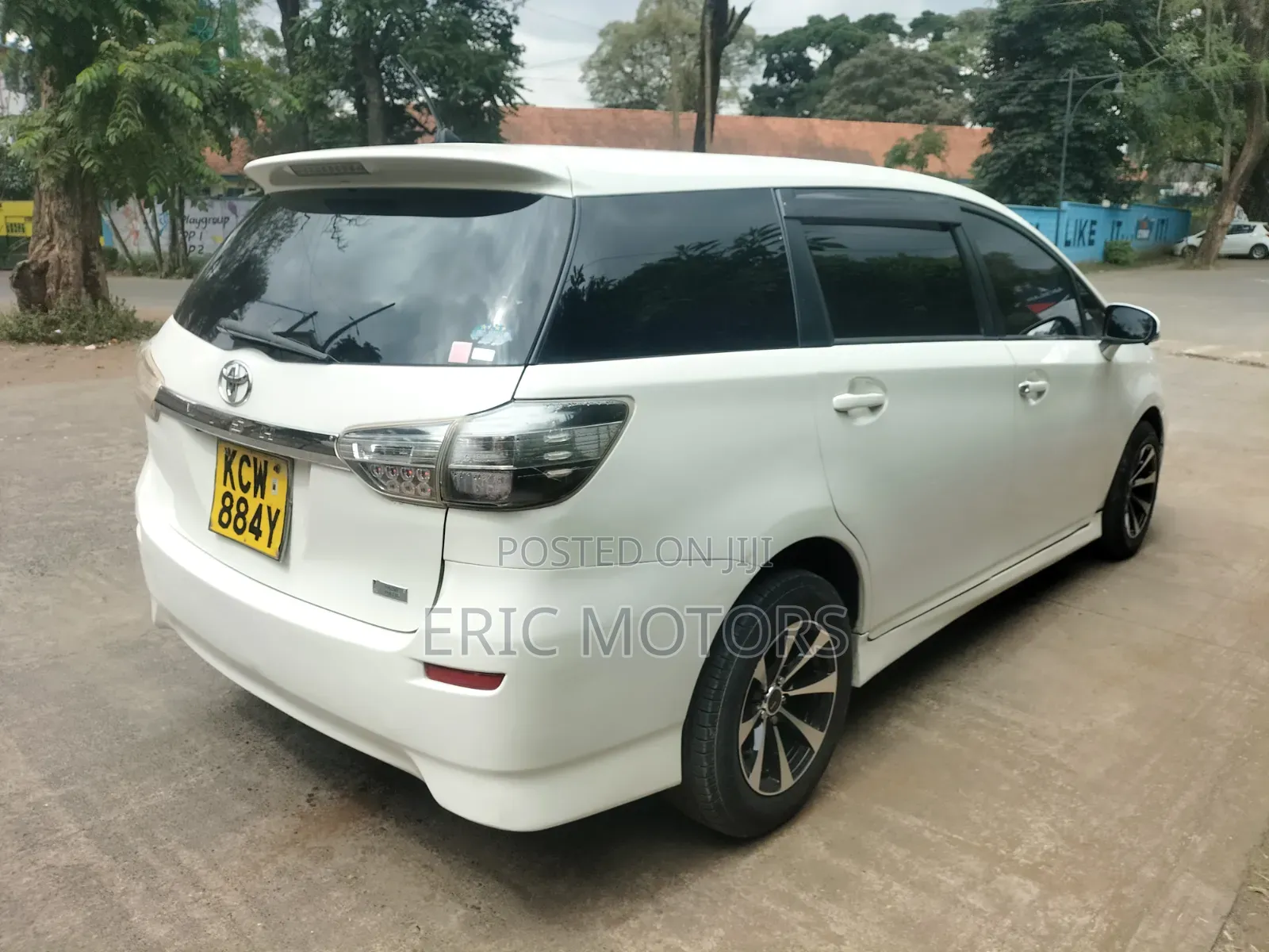 Toyota Wish 2013 White